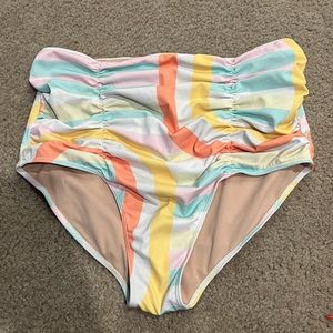 Kortni Jeane Maternity bottoms